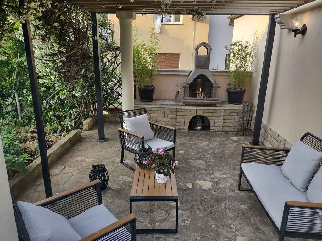 Studio mit Terrasse und Klimaanlage