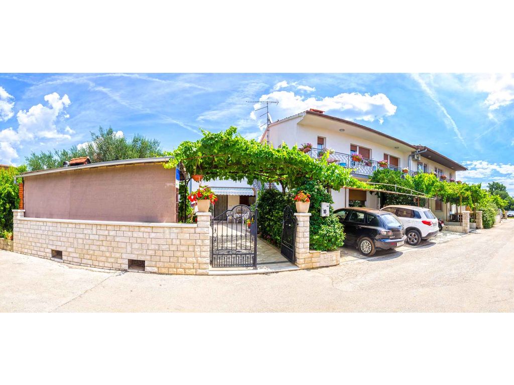Ferienhaus mit Klimaanlage und Grillterrasse
