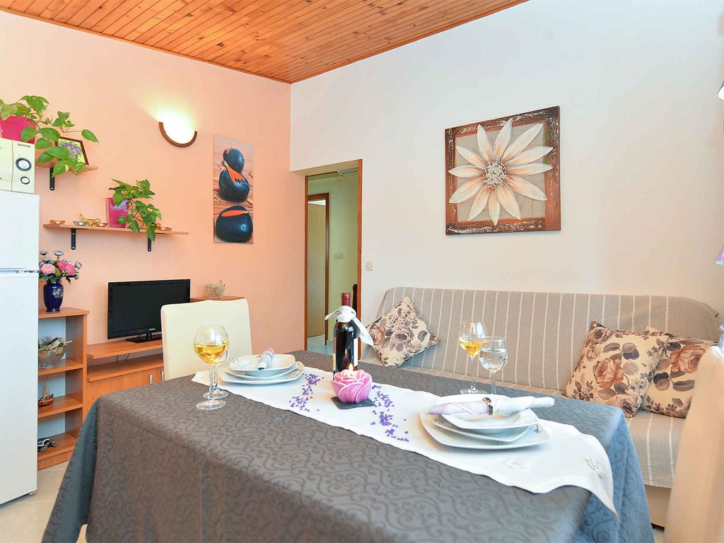 Ferienwohnung mit Balkon und Klimaanlage