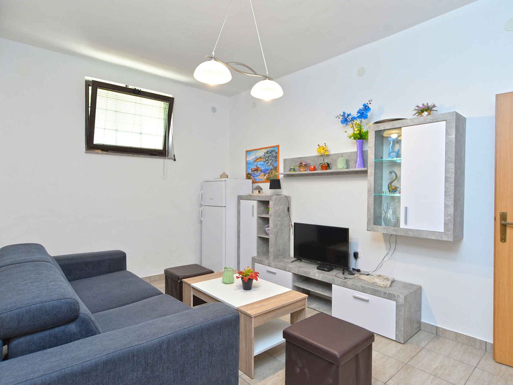Ferienwohnung mit Klimaanlage und Terrasse