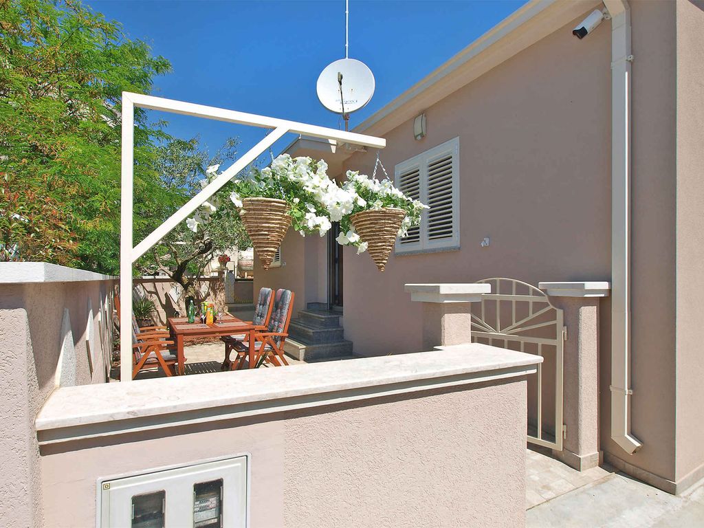 Ferienhaus mit Klimaanlage und Terrasse