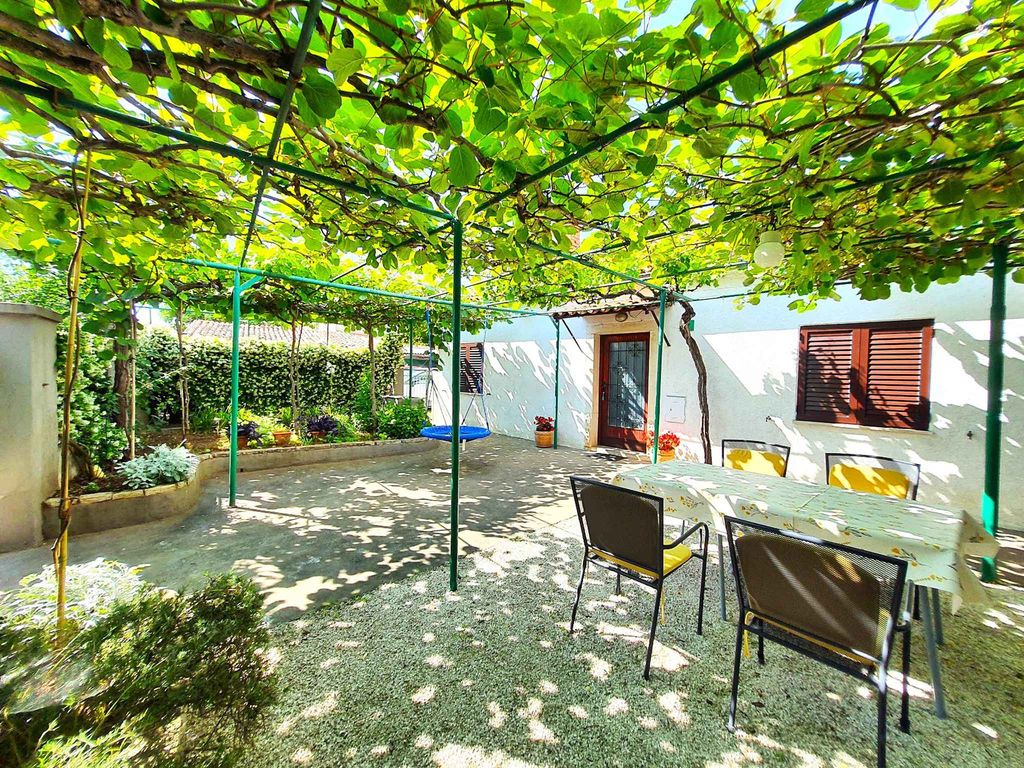 Ferienhaus mit Klimaanlage und Terrasse