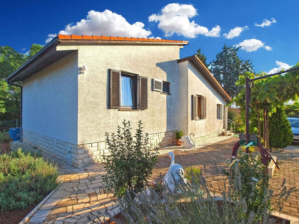 Ferienhaus mit Klimaanlage und Terrasse