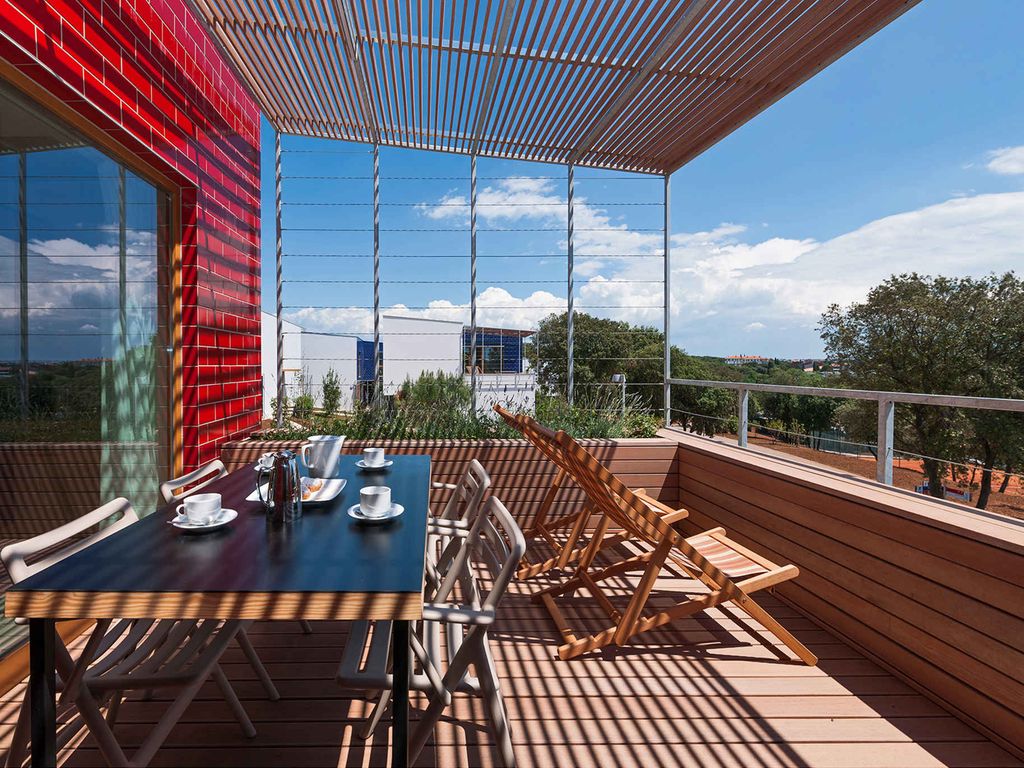 FerienWohnung mit Terrasse