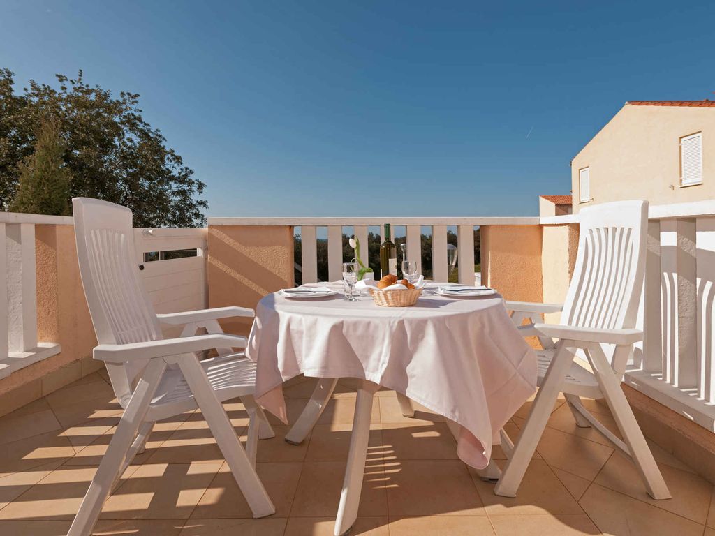 FerienWohnung mit Terrasse