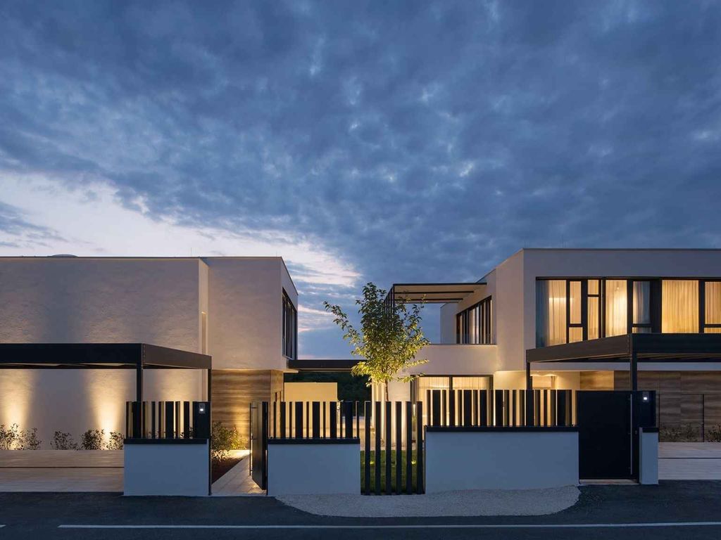 Villa mit Klimaanlage und Pool