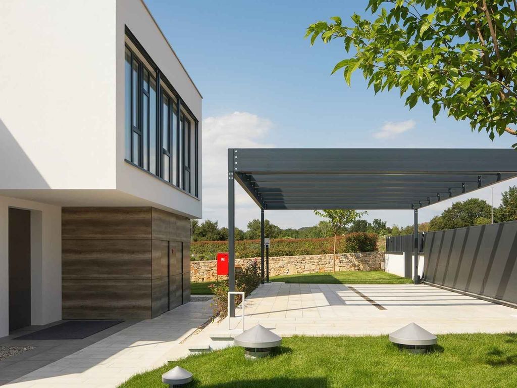 Villa mit Klimaanlage und Pool