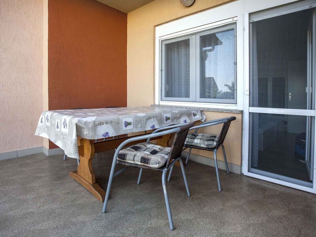 Ferienwohnung mit Balkon und Klimaanlage