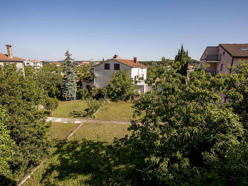 Ferienwohnung mit Balkon und Klimaanlage