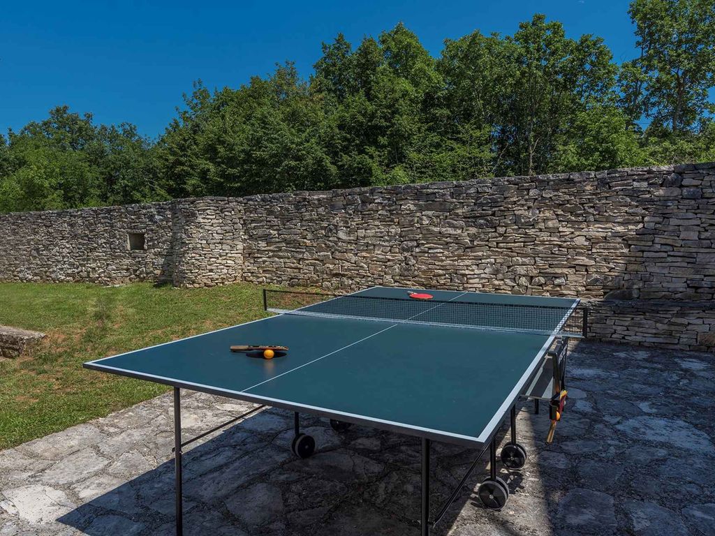 Ferienhaus mit Whirlpool und Pool