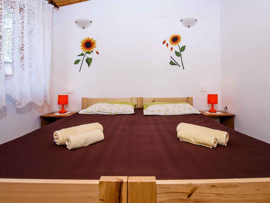 Ferienwohnung mit Garten und Internetzugang