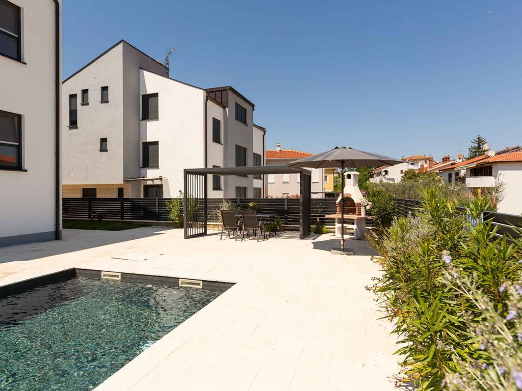 Ferienwohnung mit Klimaanlage und Pool zur gemeinsamen Nutzung