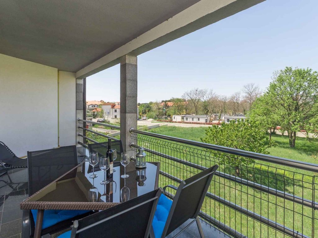 Ferienwohnung mit Klimaanlage und Balkon