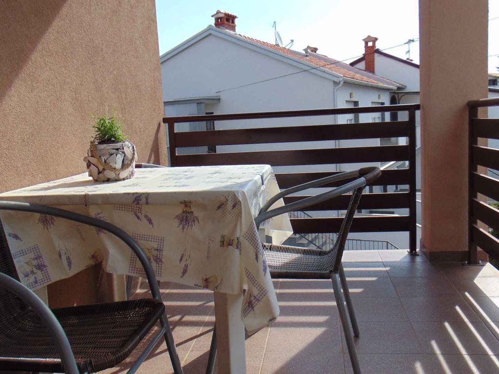 Ferienwohnung mit Balkon und Klimaanlage