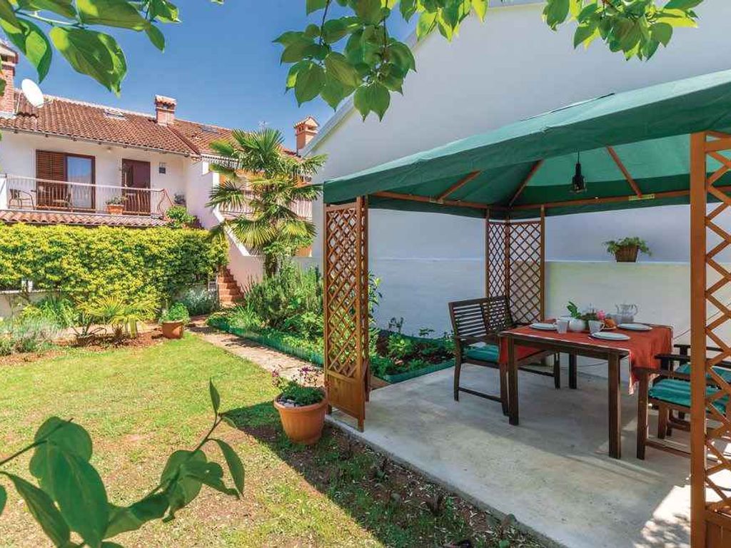 Ferienwohnung mit Terrsse und Grillmöglichkeit