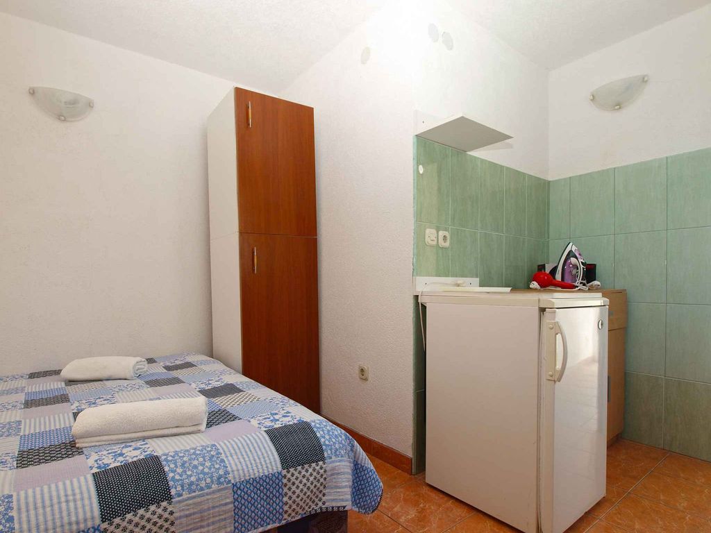 Studio mit Klimaanlage und Terrasse