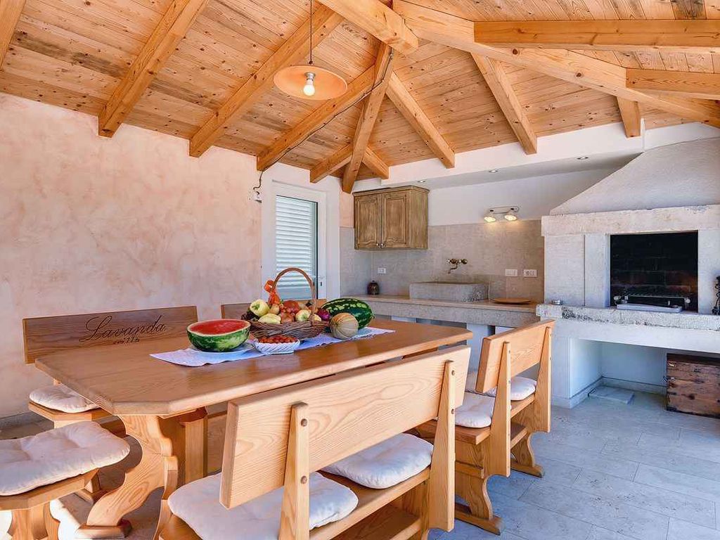 Villa mit Pool, Sauna und Jacuzzi