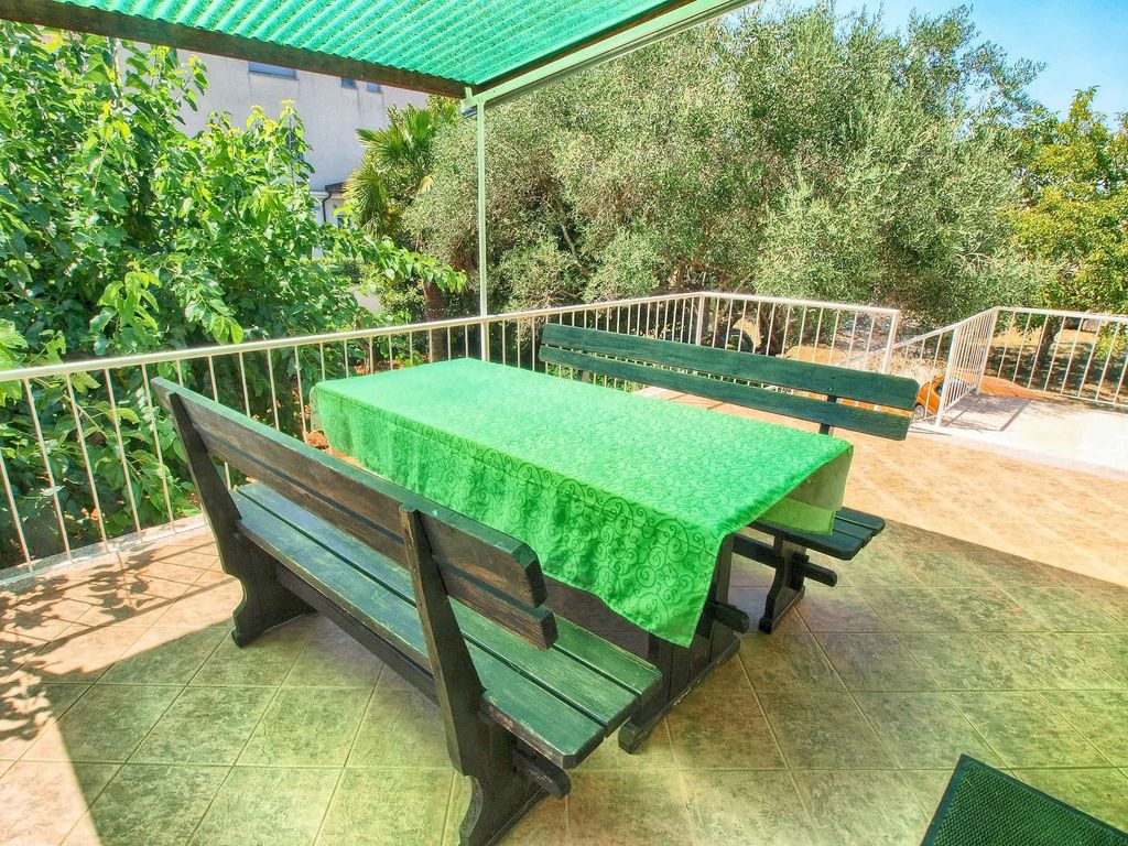 Ferienwohnung mit Klimaanlage und Terrasse