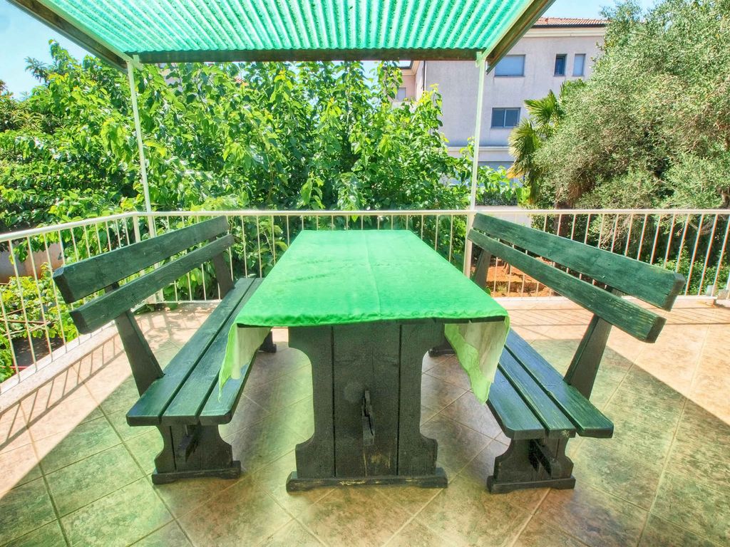 Ferienwohnung mit Klimaanlage und Terrasse