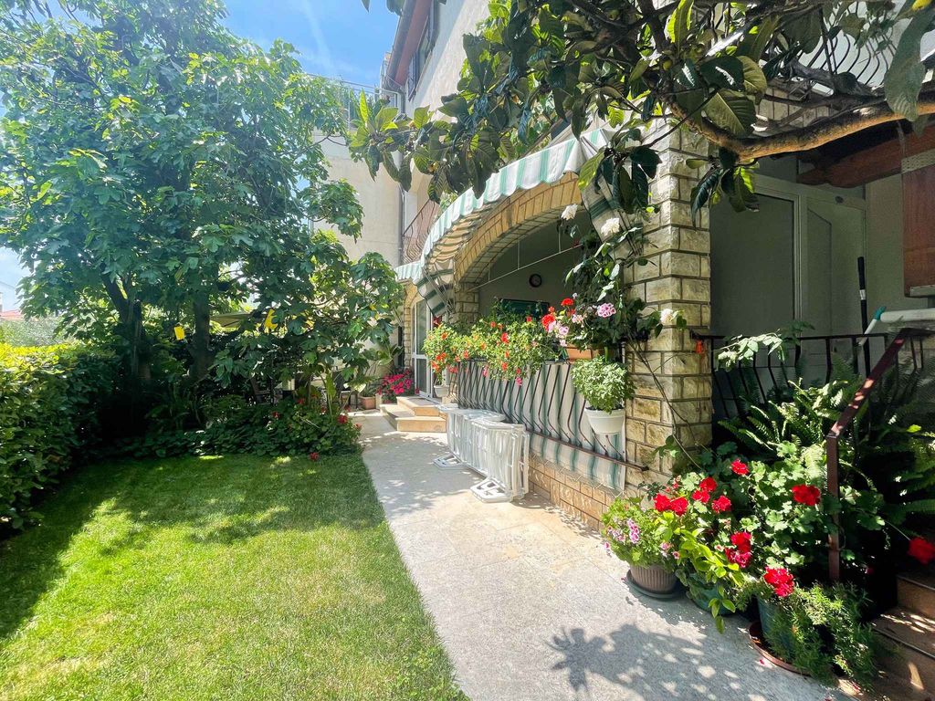 Ferienwohnung mit Garten und Terrasse
