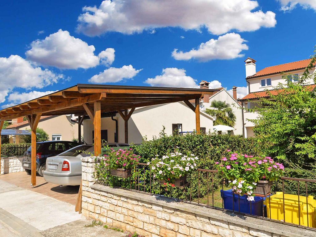 Ferienwohnung mit Terrasse