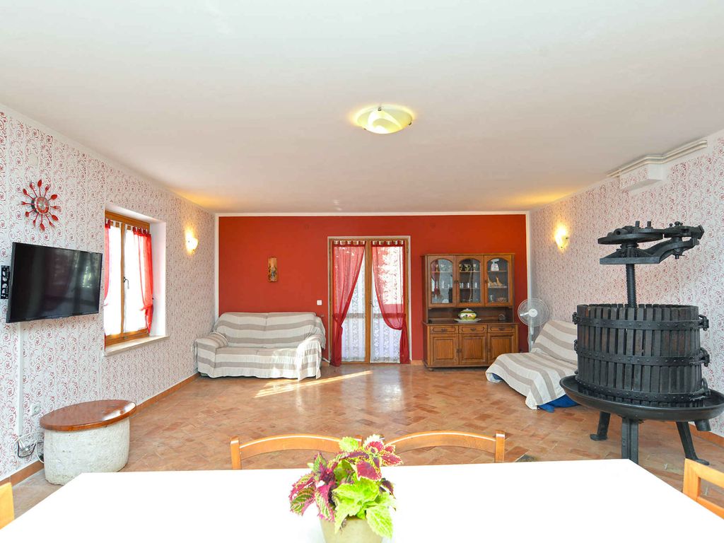 Ferienwohnung mit Garten und Grill