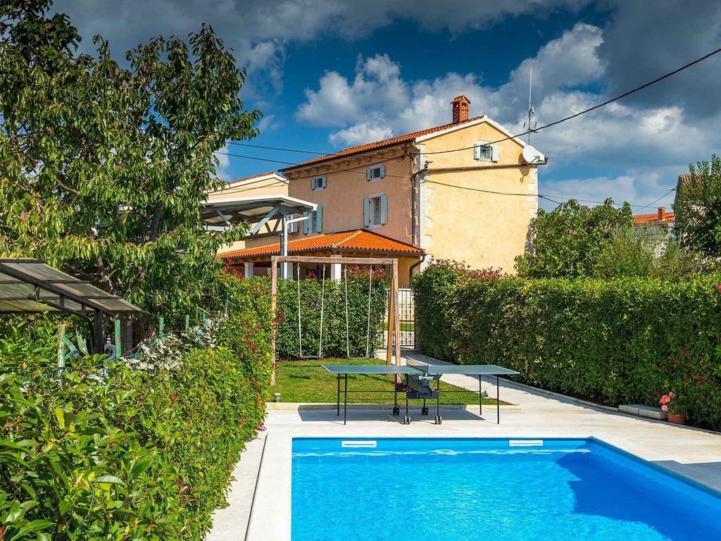 Villa mit Pool