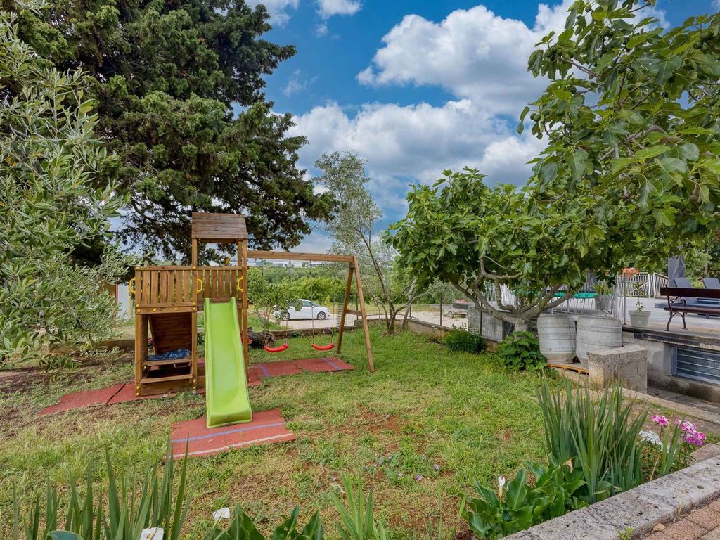 Ferienwohnung mit Balkon und Klimaanlage