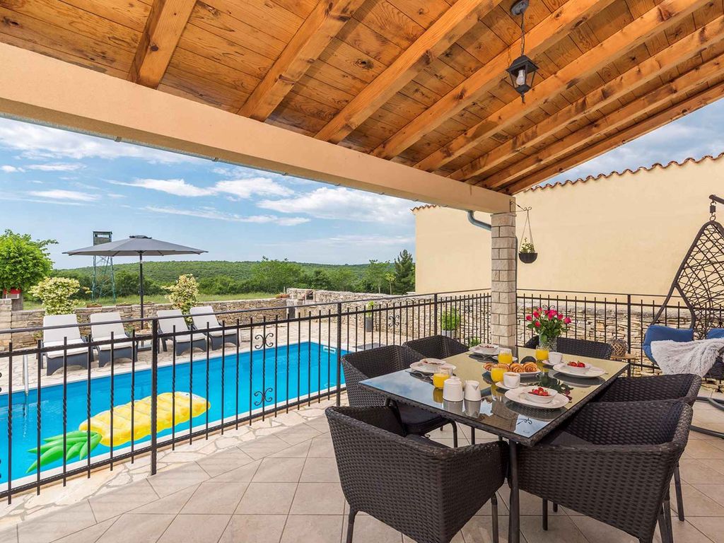 Villa mit Pool