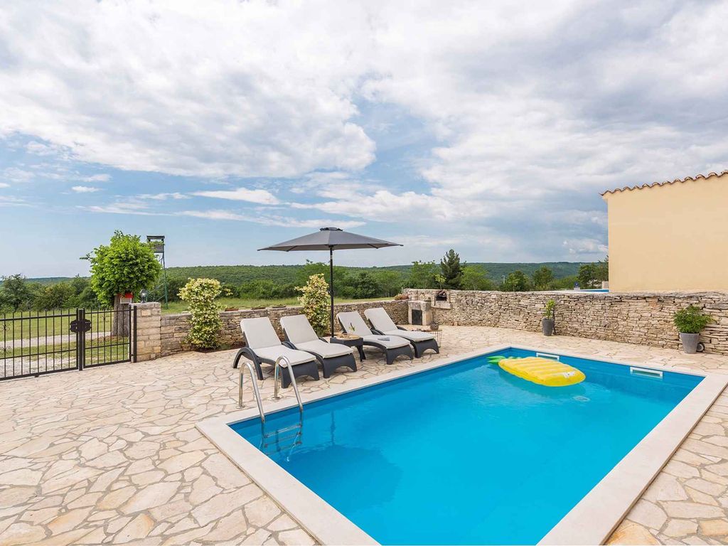 Villa mit Pool