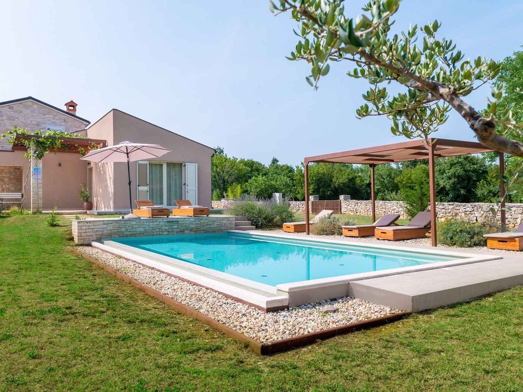 FerienHaus mit Pool