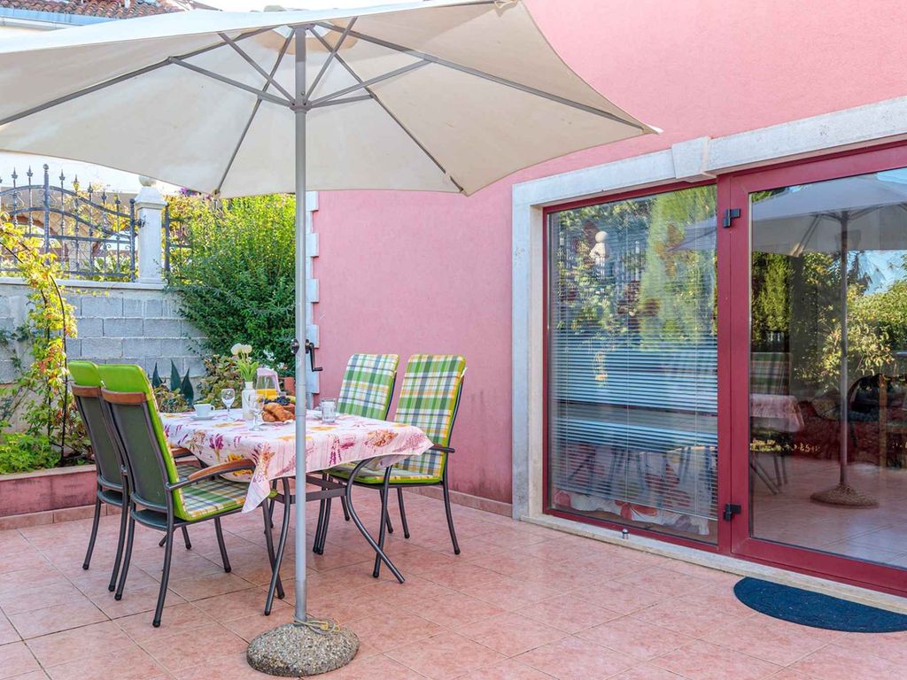 Ferienwohnung mit Terrasse