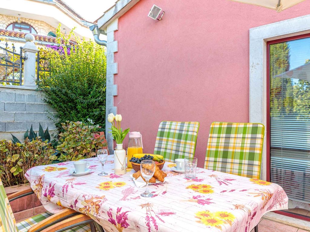 Ferienwohnung mit Terrasse