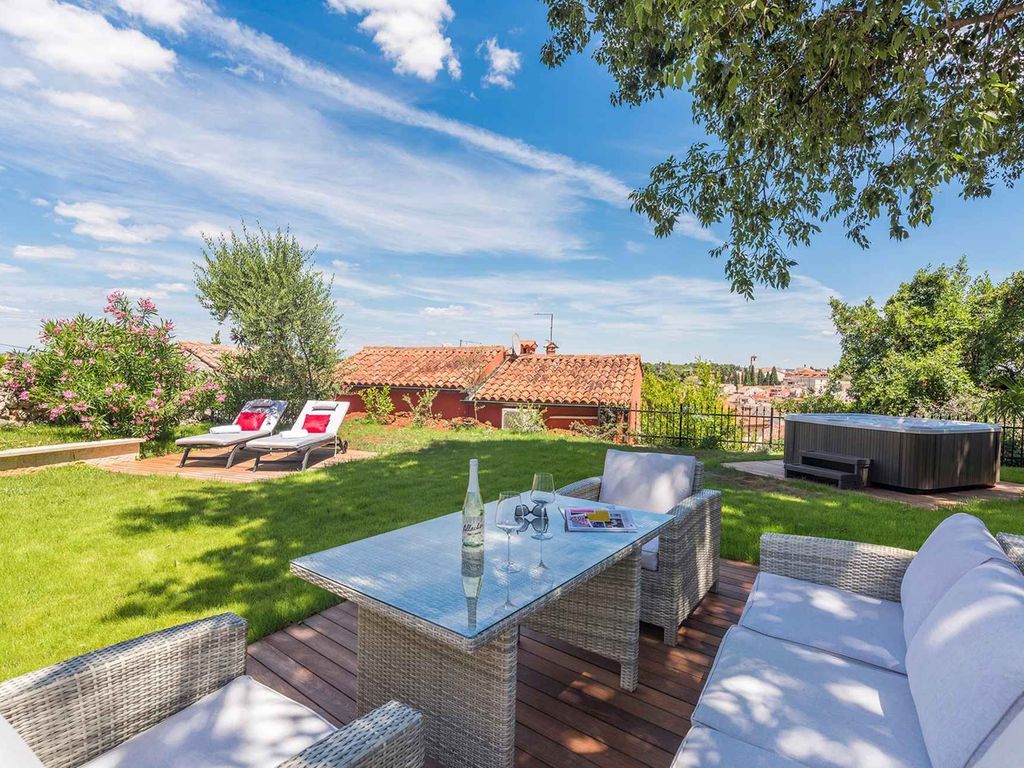 Villa mit Meerblick im Zentrum von - Rovinj