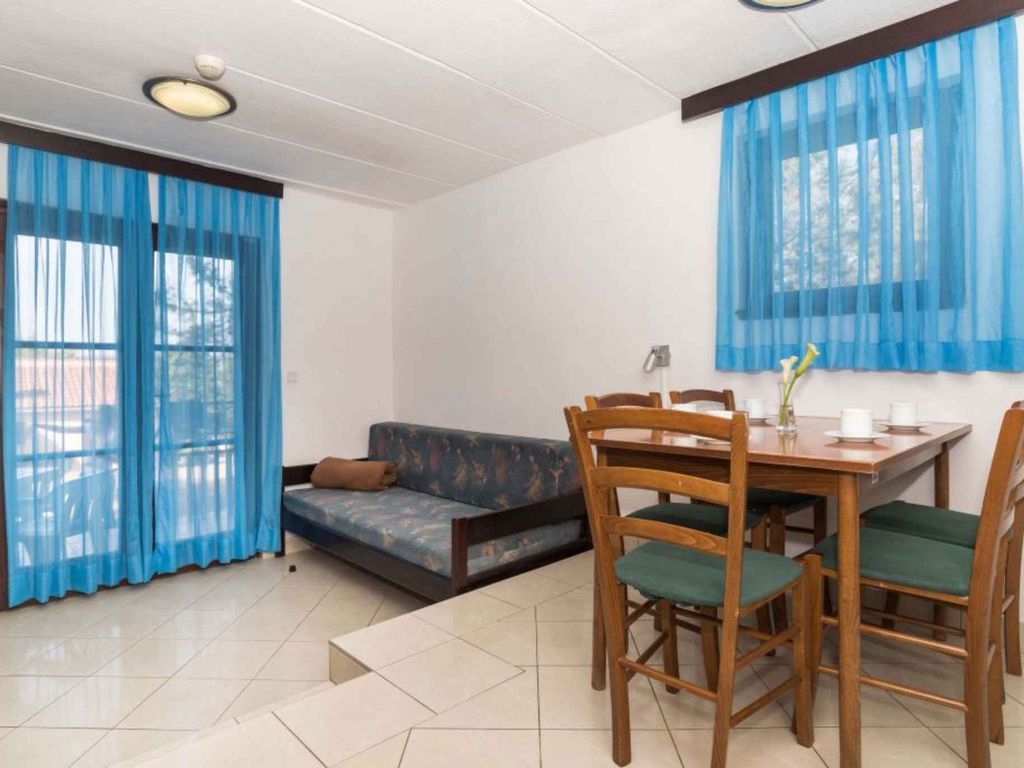 Bungalow mit Parkplatz