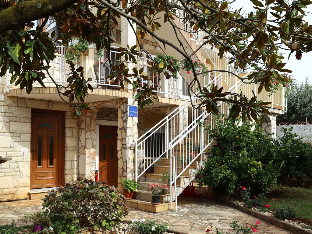Ferienwohnung mit Terrasse