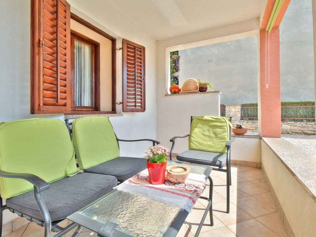 Ferienwohnung mit Terrasse und Klimaanlage