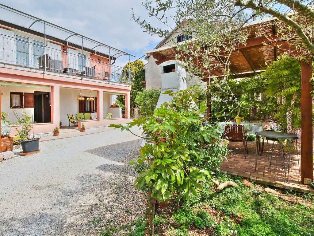 Ferienwohnung mit Terrasse und Klimaanlage