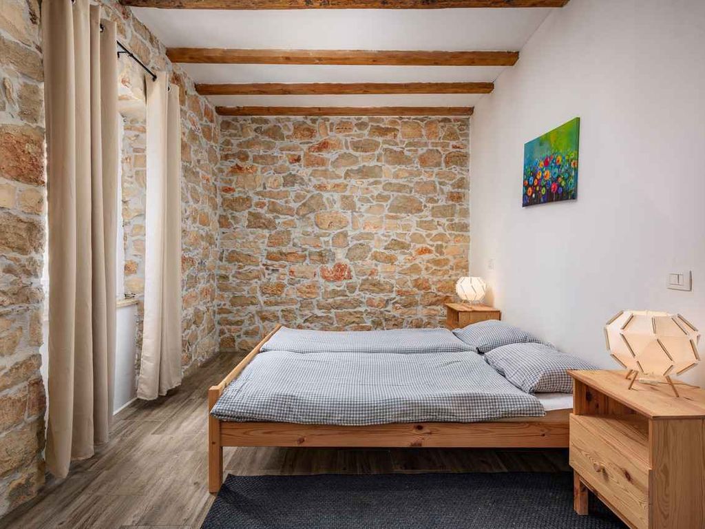 Ferienwohnung mit Balkon und Klimaanlage