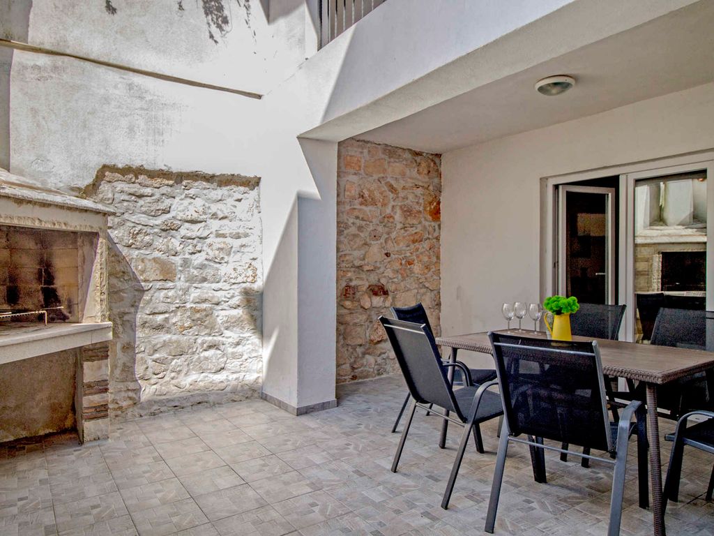 Ferienwohnung mit einer Terrasse im Zentrum von Umag