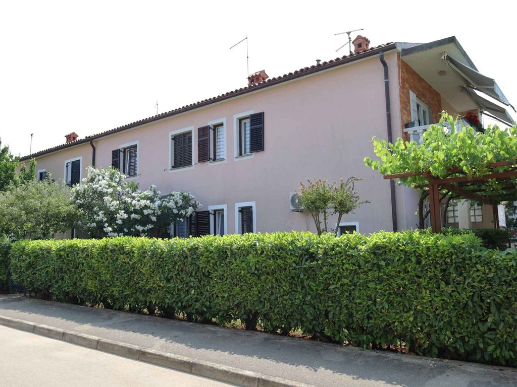 Ferienwohnung mit Klimaanlage und Terrasse