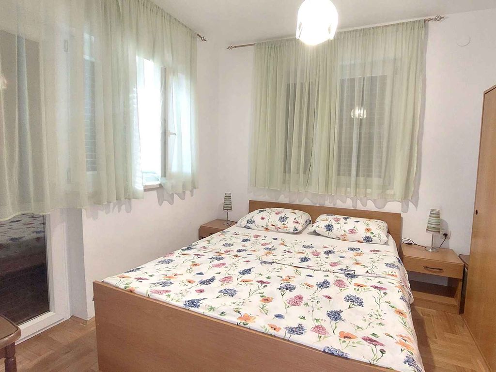 Ferienwohnung mit Klimaanlage und Grill
