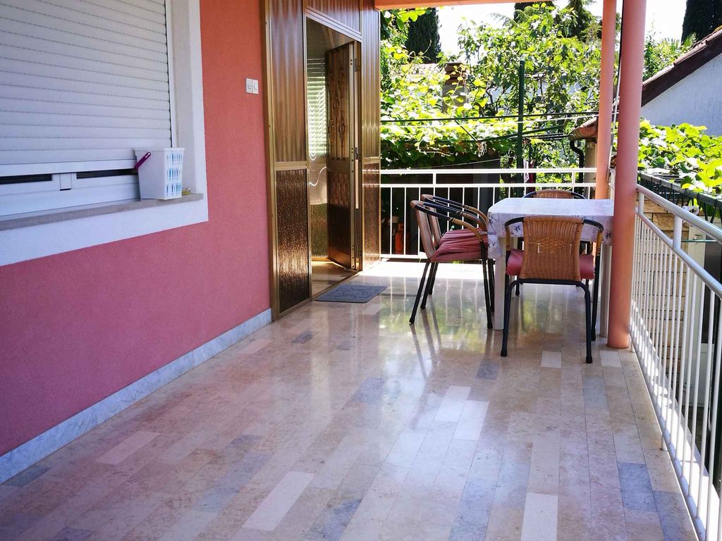 Ferienwohnung mit Terrasse