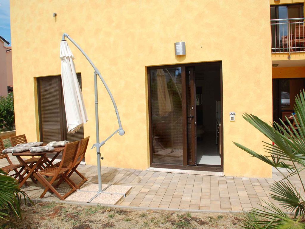 Ferienwohnung mit Terrasse und Klimaanlage