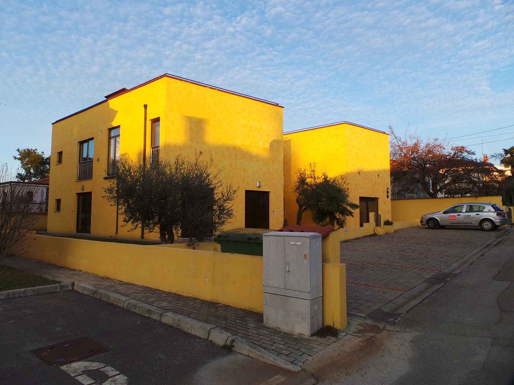Ferienwohnung mit Balkon und Klimaanlage
