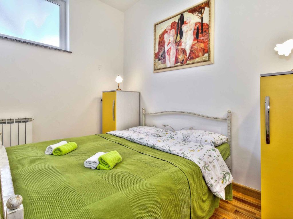Ferienwohnung mit Terrasse und Klimaanlage
