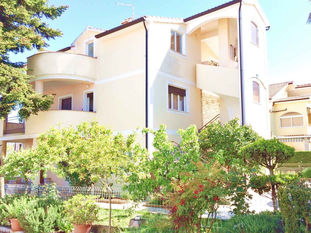 Ferienwohnung Apartment Diva am Meer mit 3 Schlafzimmern