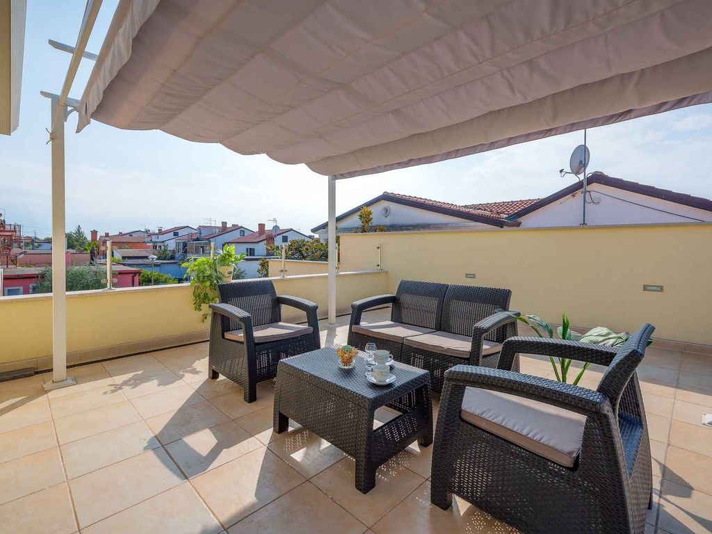 Ferienwohnung mit Garten und Klimaanlage