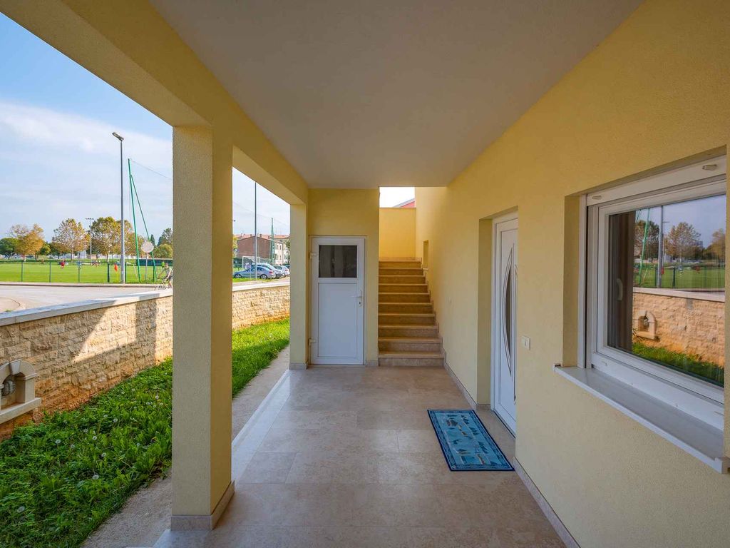 Ferienwohnung mit Garten und Klimaanlage