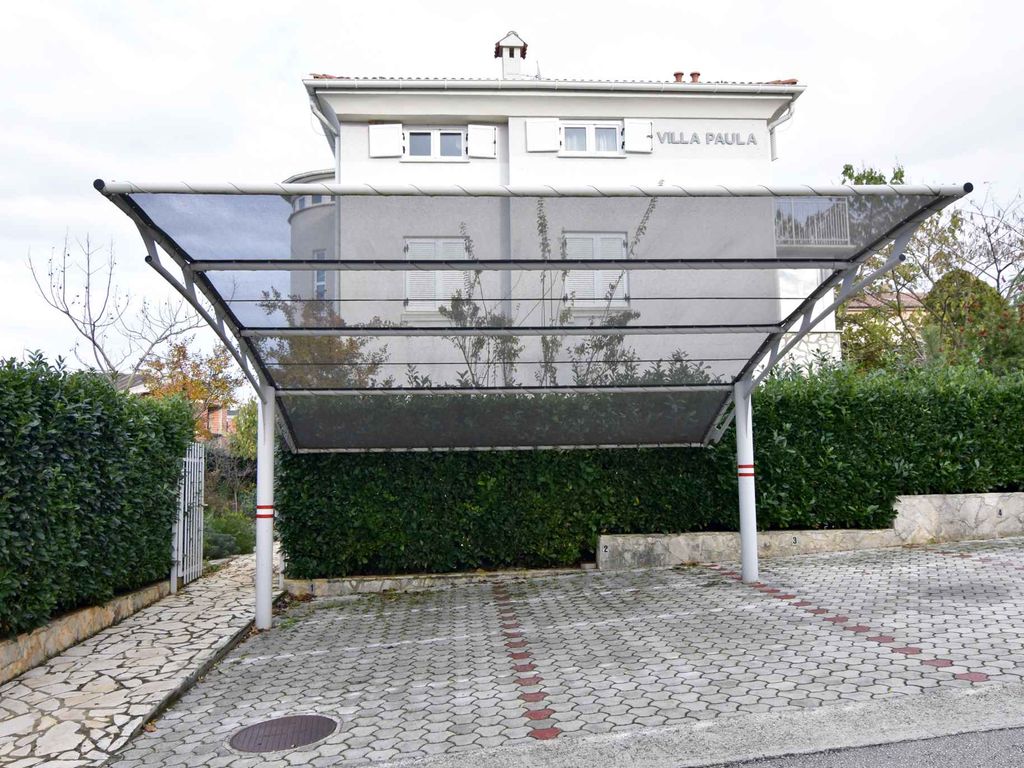 Ferienwohnung in Strandnähe mit Grillmöglichkeit.